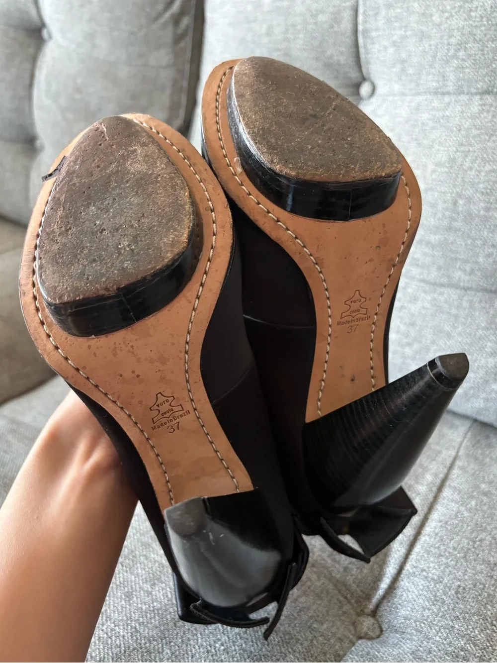 Alice + Olivia Black Satin Bow Pumps Heels Cone Heel Round Toe Size 7